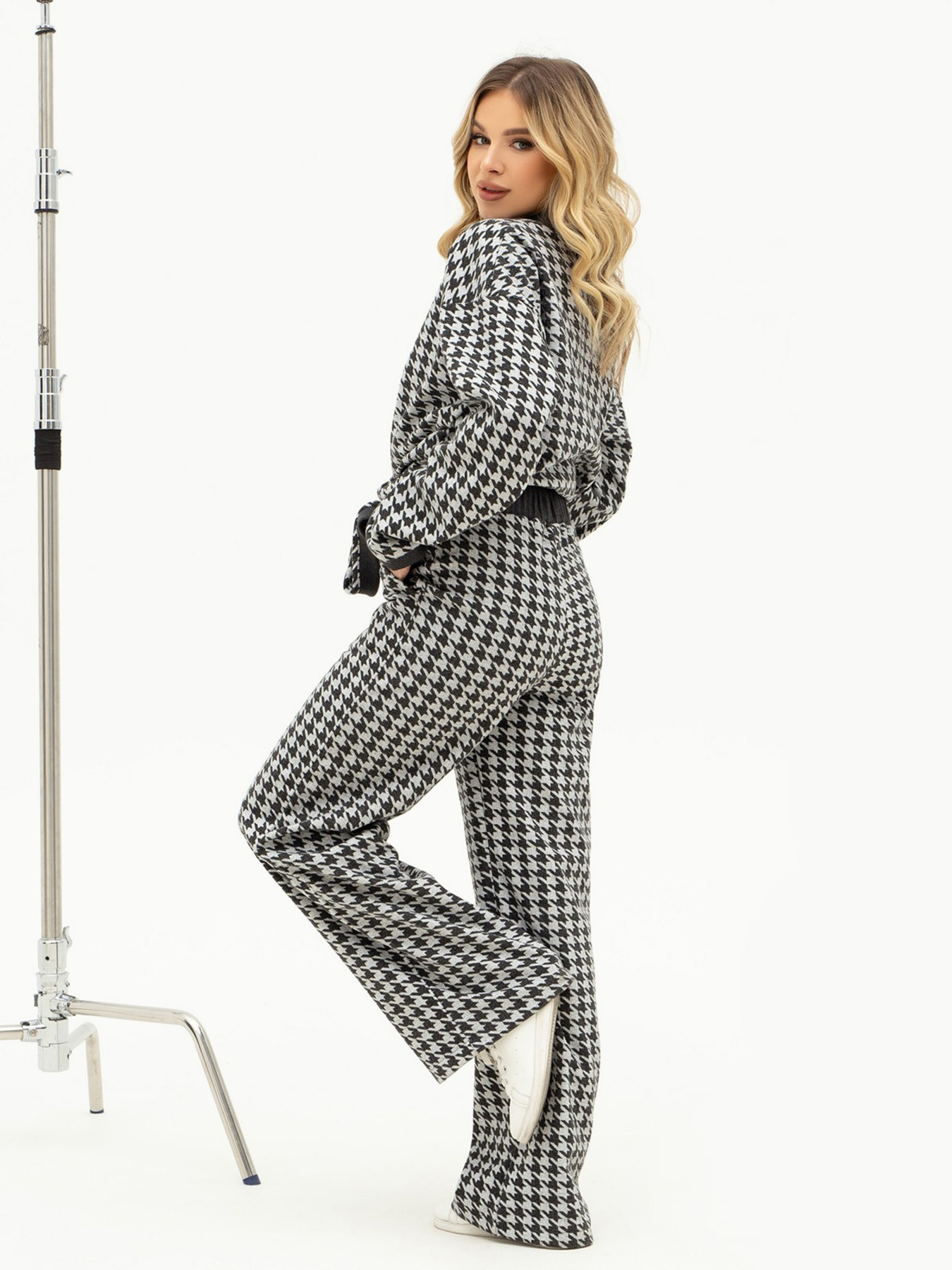 Костюми ISSA Plus модель 13703_grey Фото