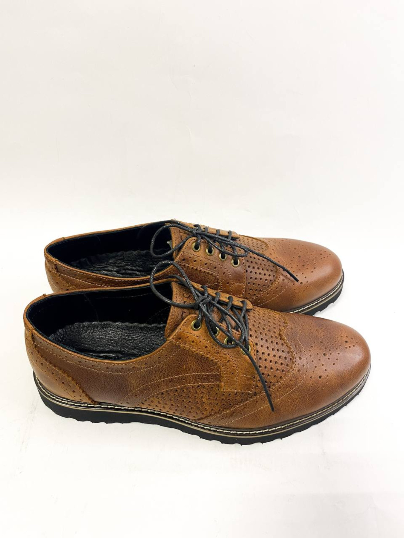 Туфлі та лофери Legessy модель ONYX_BROWN_PERF Фото