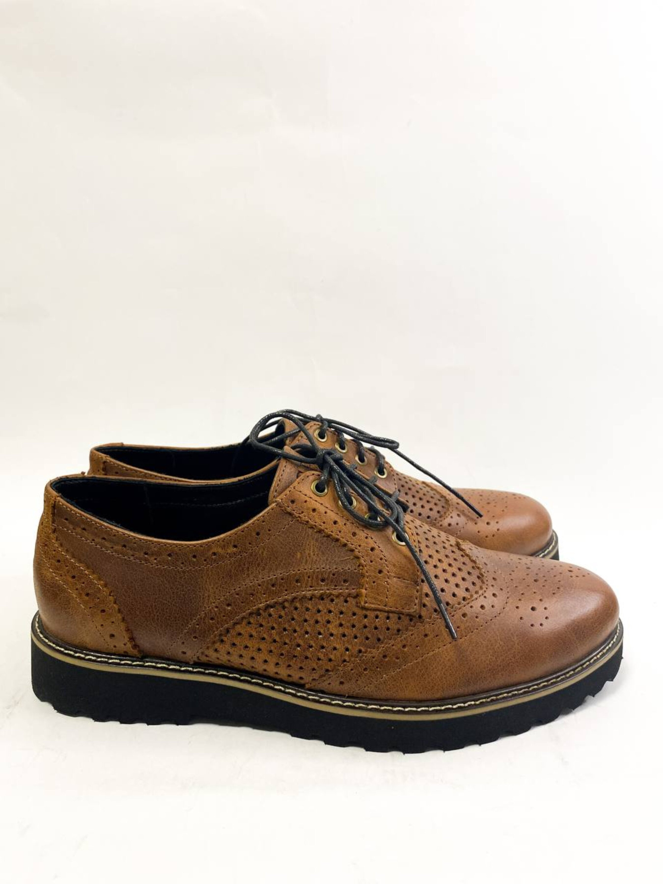 Туфлі та лофери Legessy модель ONYX_BROWN_PERF Фото