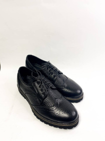 Туфлі та лофери Legessy модель ONYX_BLACK_PERF Фото