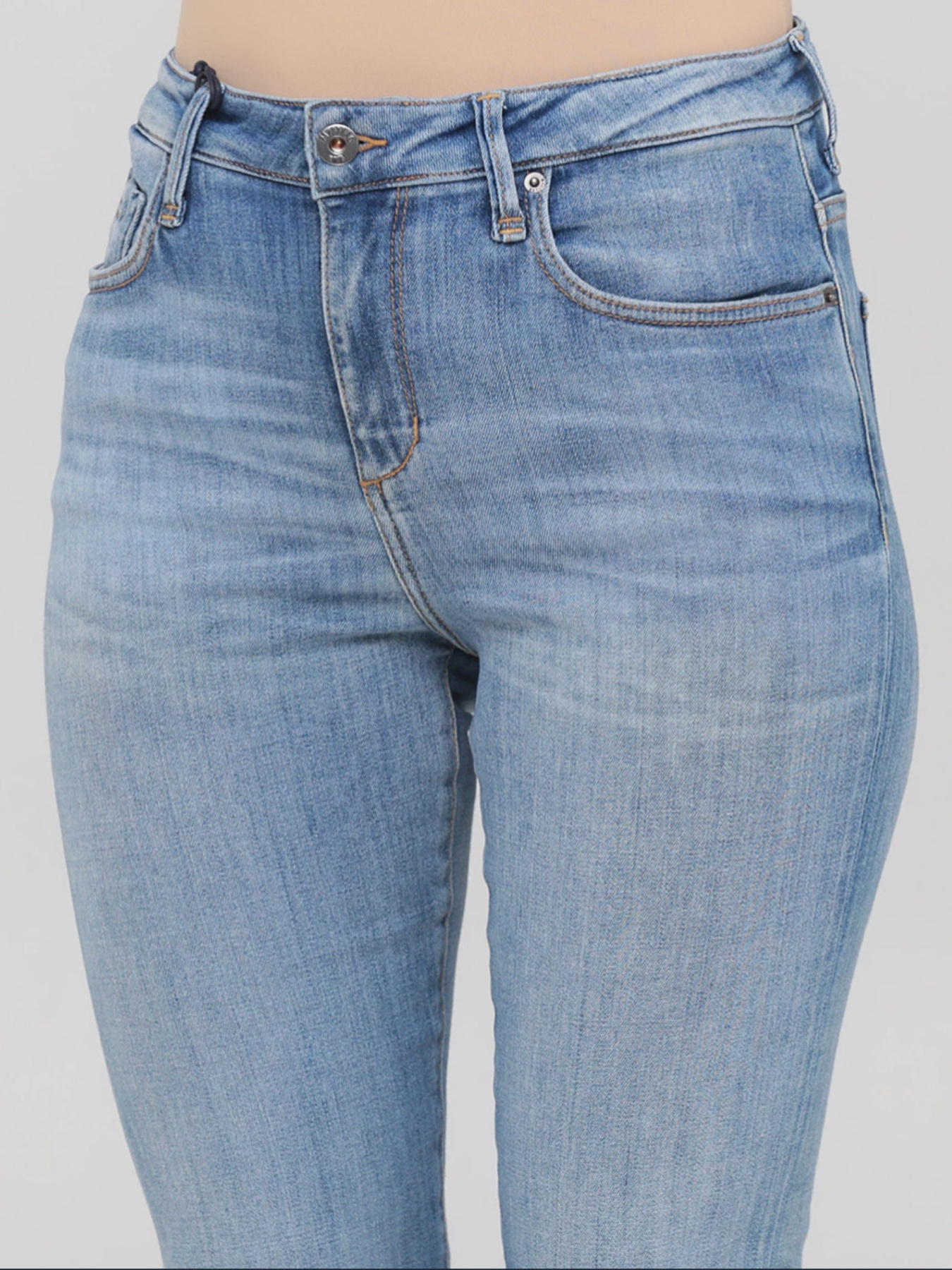 Джинсы Mustang Jeans модель 1010174 Фото