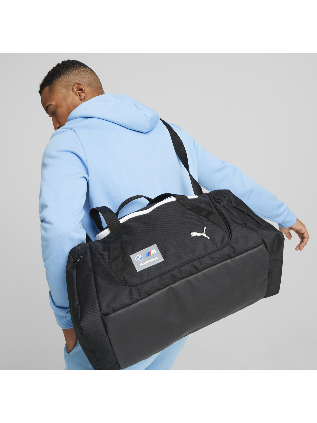 Сумки PUMA BMW MMS Duffle Bag модель 079596 Сумки PUMA BMW MMS Duffle Bag модель 079596 Фото