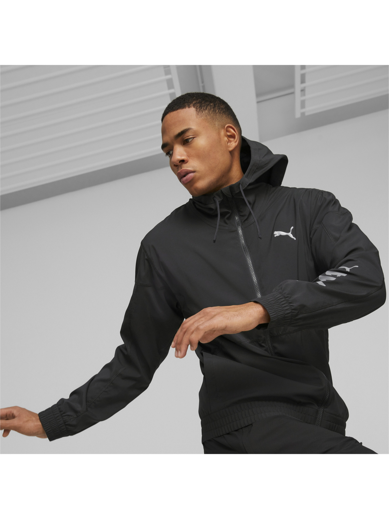 Куртки та дублянки PUMA модель 522128 Фото