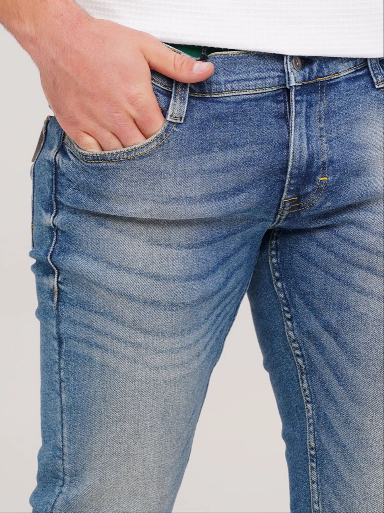 Джинси Mustang Jeans модель 4006659 Фото