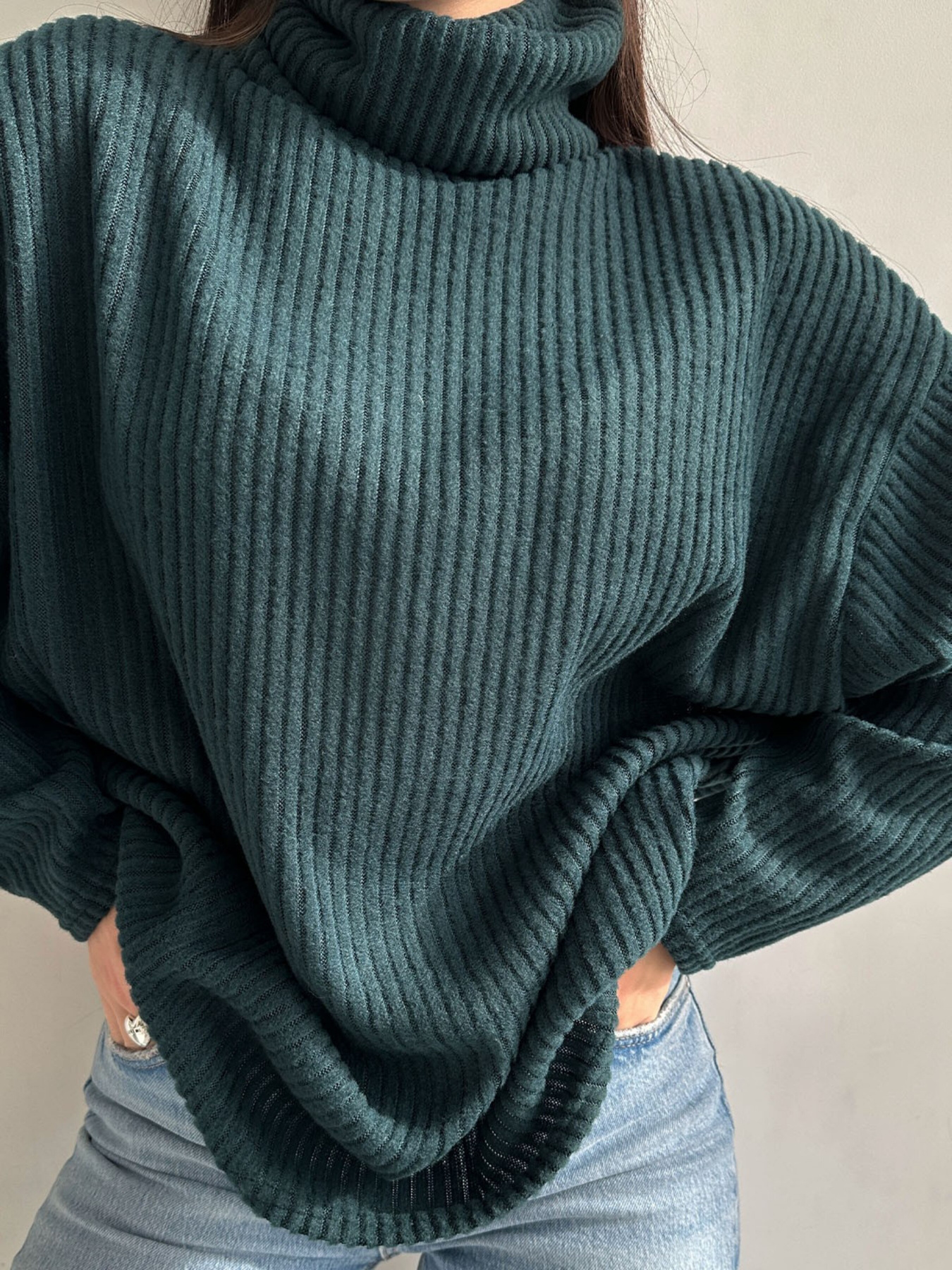 Свитры и кардиганы ISSA Plus модель 13763_green Свитры и кардиганы ISSA Plus модель 13763_green Фото