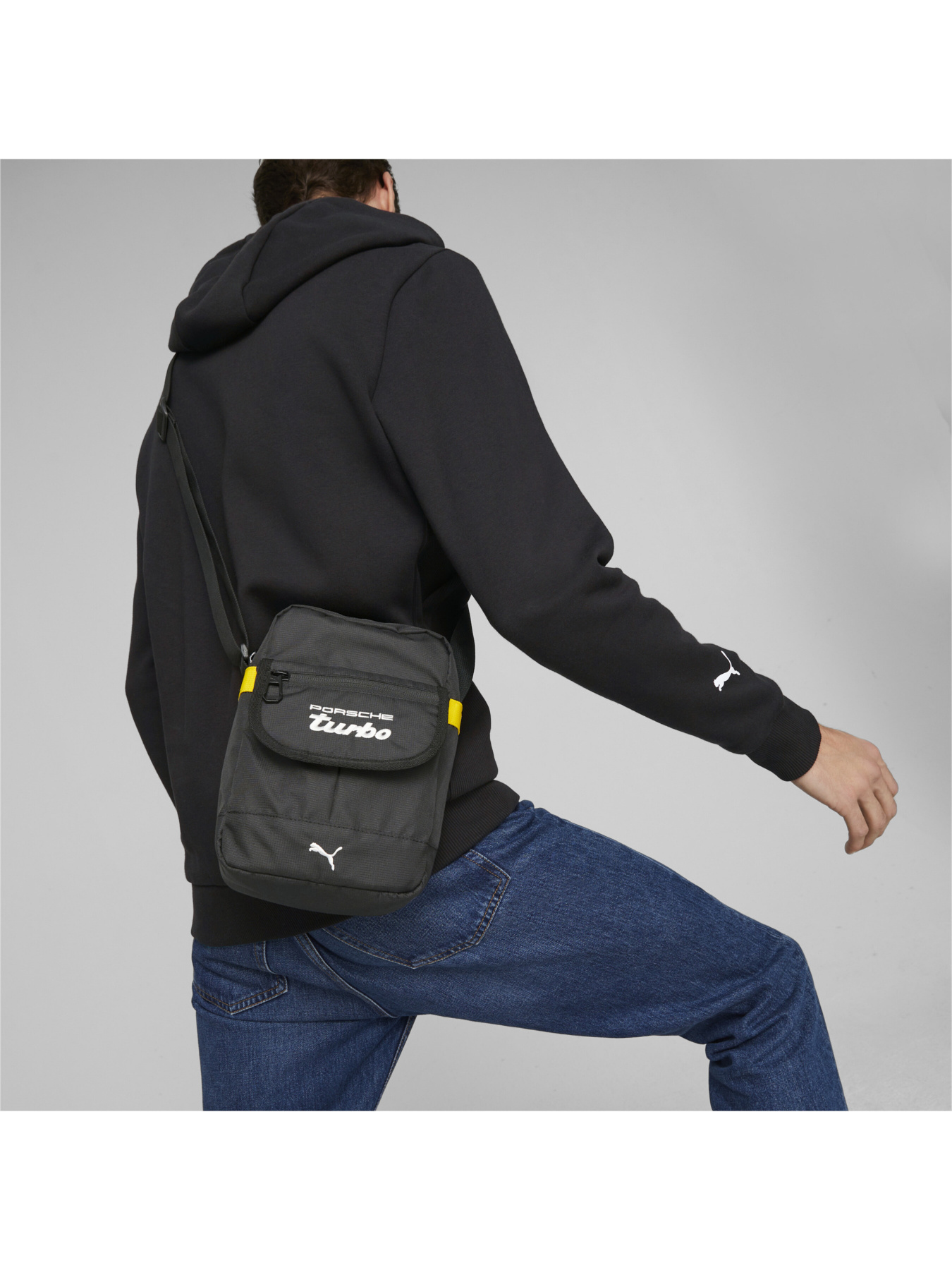 Сумки PUMA Porsche Legacy Small Msgr. модель 079589 Сумки PUMA Porsche Legacy Small Msgr. модель 079589 Фото