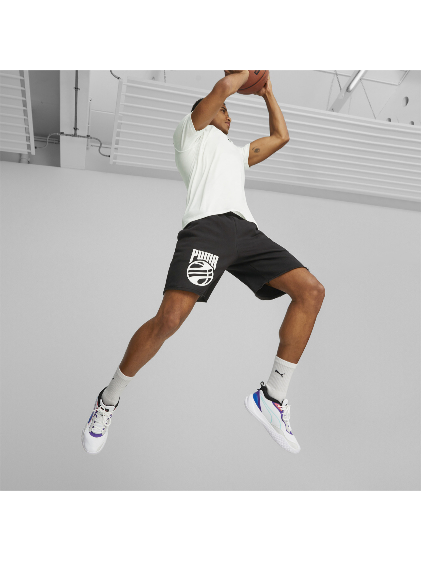 Шорты PUMA модель 538765 Фото