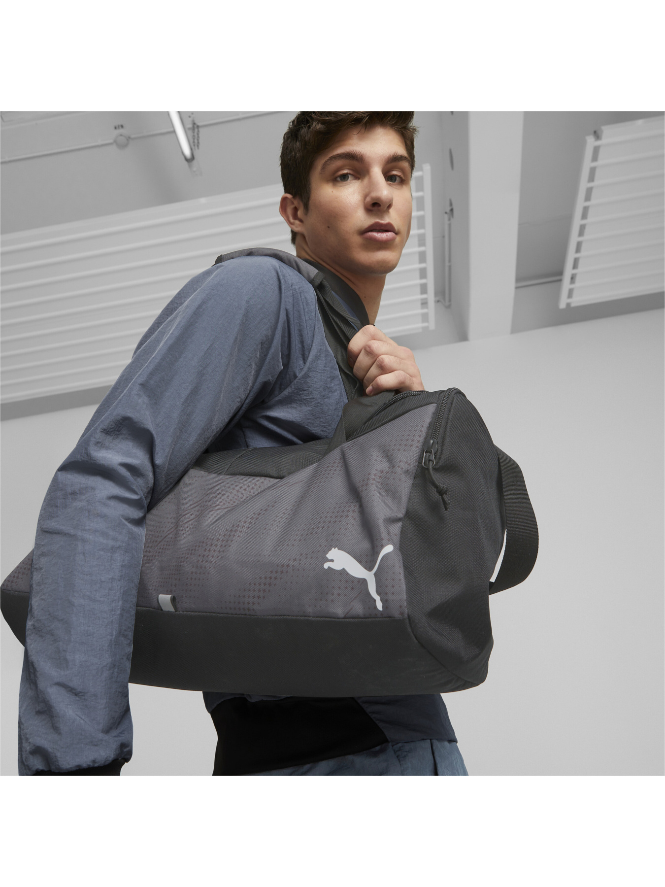 Сумки PUMA individualRISE Small Bag модель 079323 Сумки PUMA individualRISE Small Bag модель 079323 Фото
