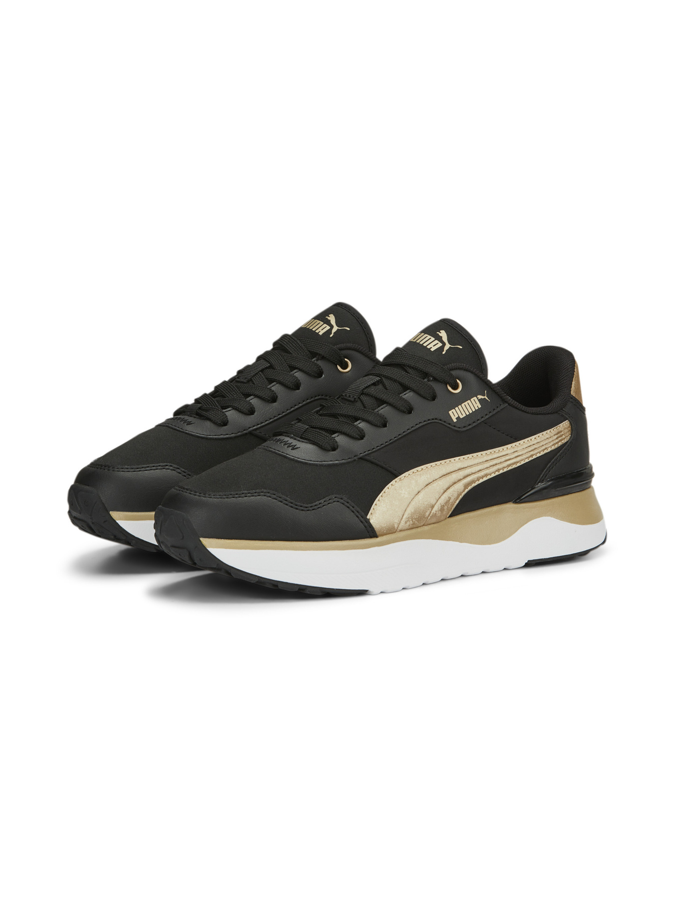 Кросівки PUMA R78 Voyage Space Metallics модель 391130 Кросівки PUMA R78 Voyage Space Metallics модель 391130 Фото