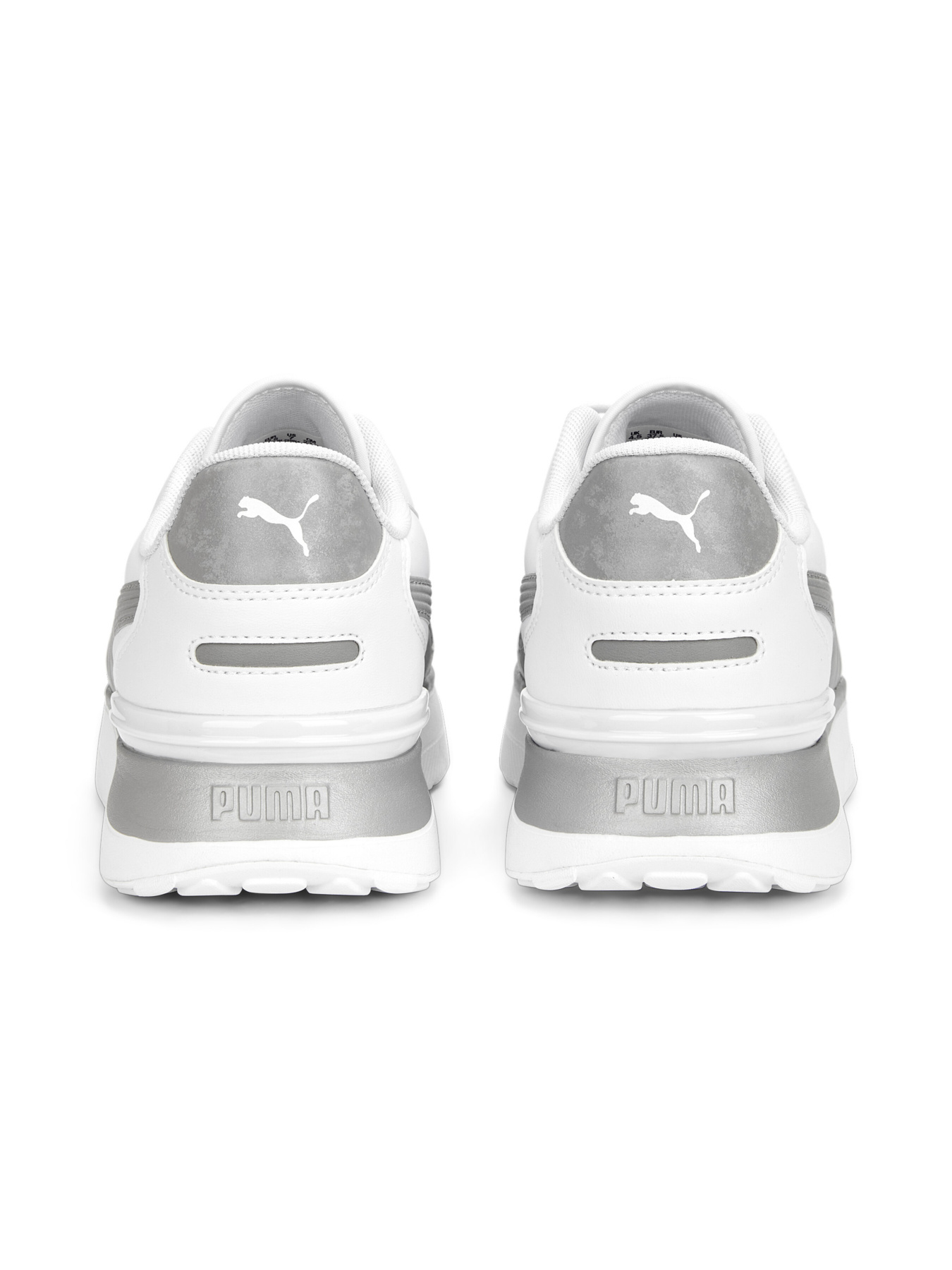 Кросівки PUMA R78 Voyage Space Metallics модель 391130 Кросівки PUMA R78 Voyage Space Metallics модель 391130 Фото