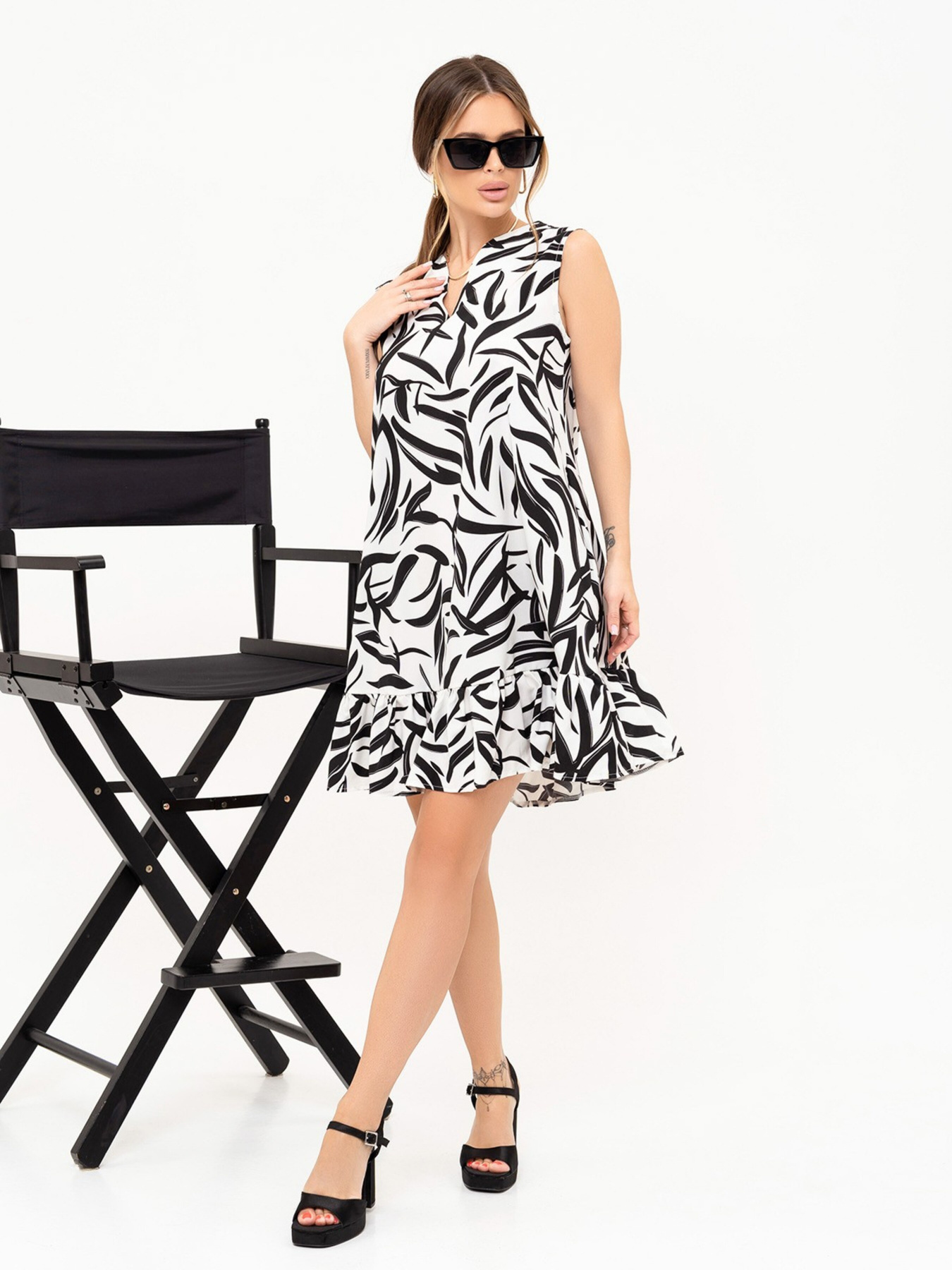 Сукні ISSA Plus модель 13887_white Сукні ISSA Plus модель 13887_white Фото