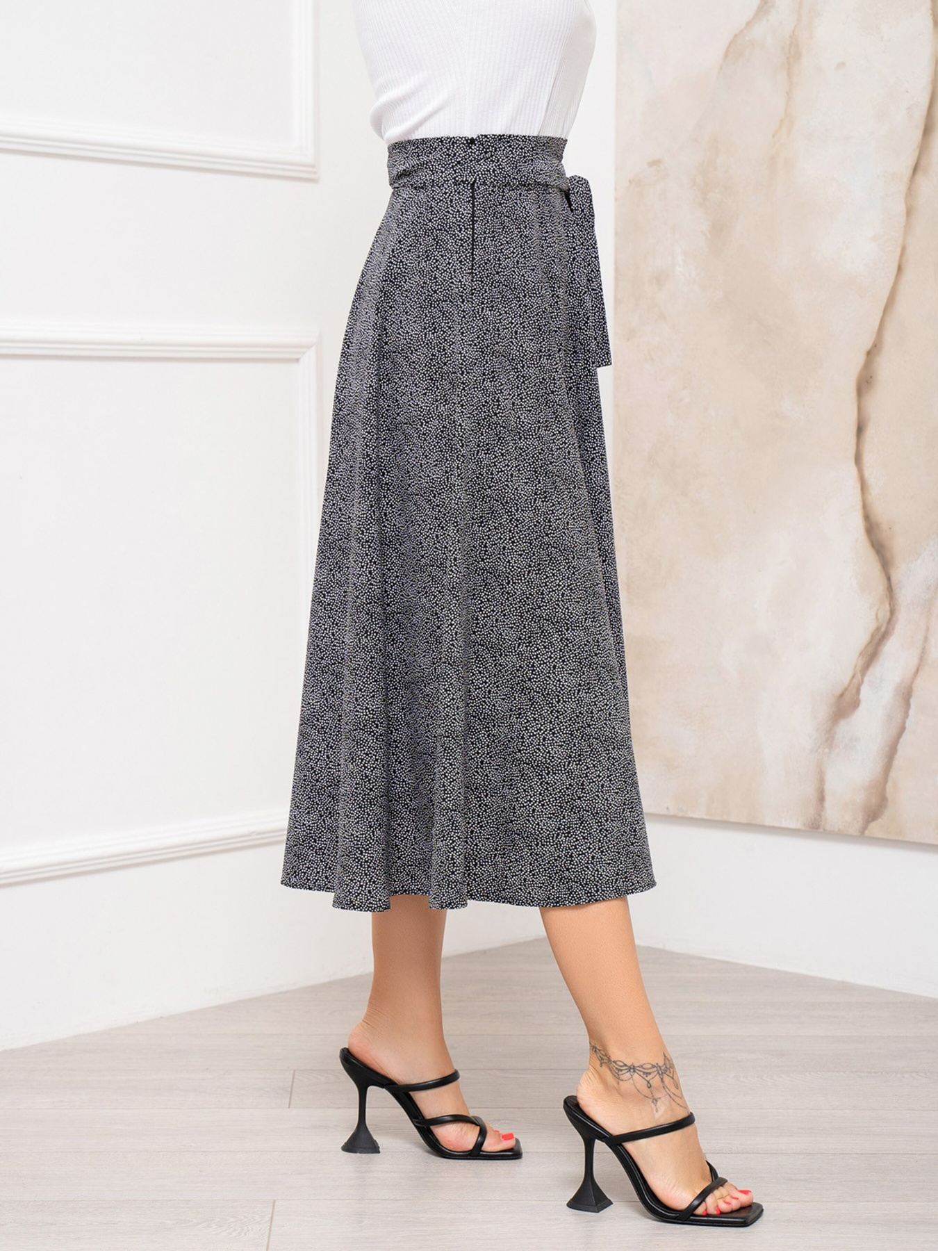 Юбки ISSA Plus модель 13949_black Юбки ISSA Plus модель 13949_black Фото