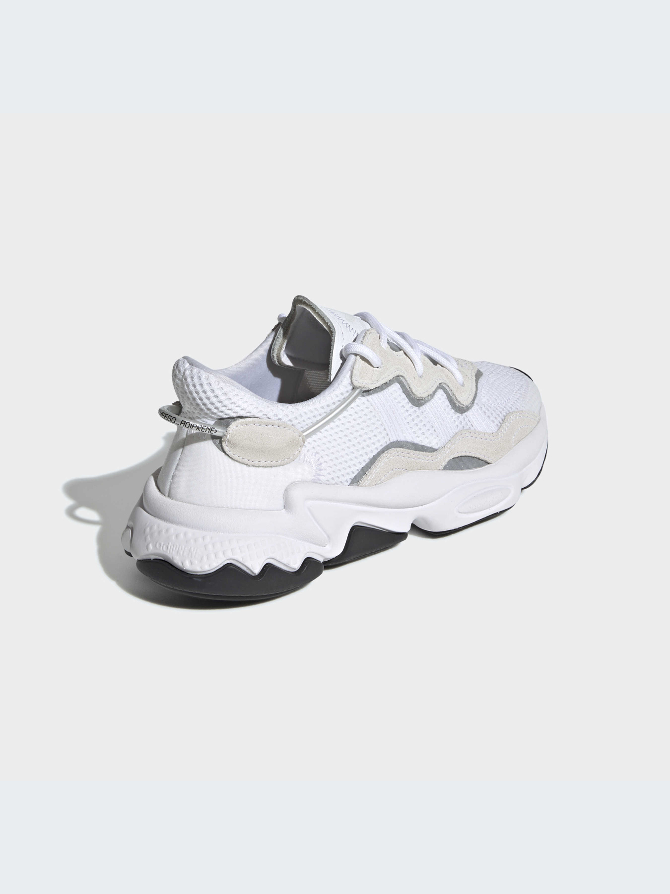 Кросівки Adidas Ozweego модель EE7773 Фото