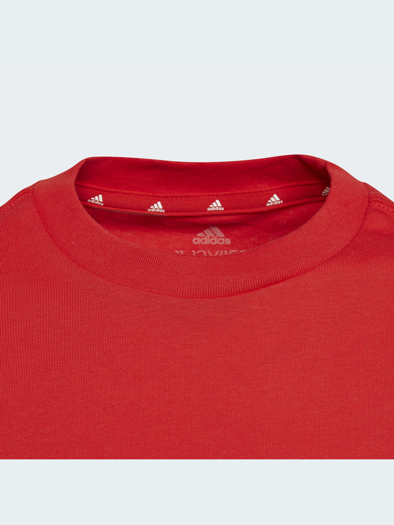 Футболки і поло Adidas модель HP0844 Футболки і поло Adidas модель HP0844 Фото
