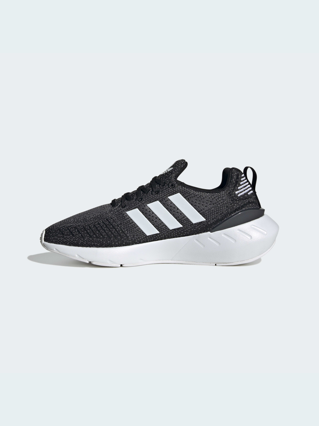 Кросівки Adidas Swift модель GV7971 Фото
