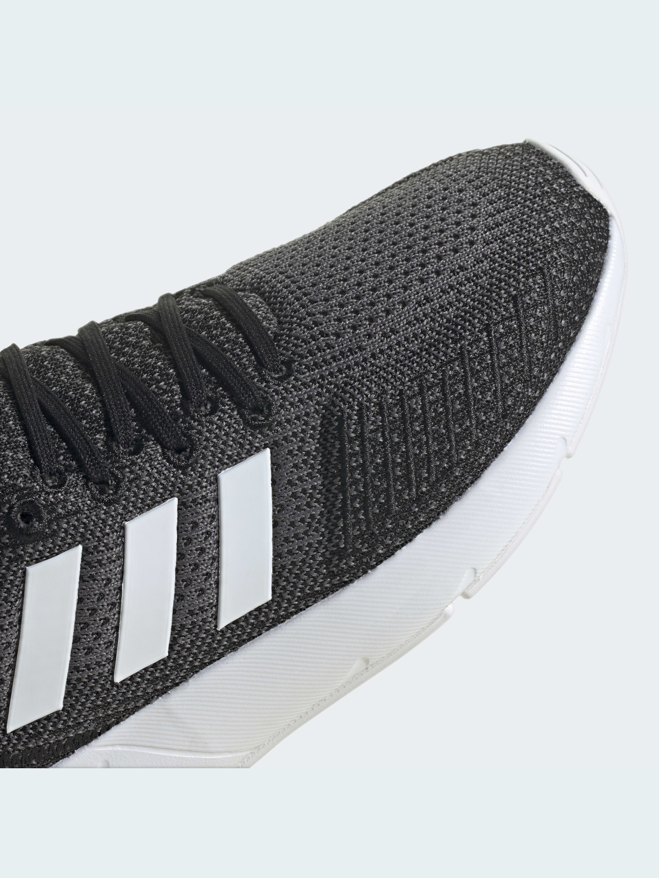 Кросівки Adidas Swift модель GV7971 Фото
