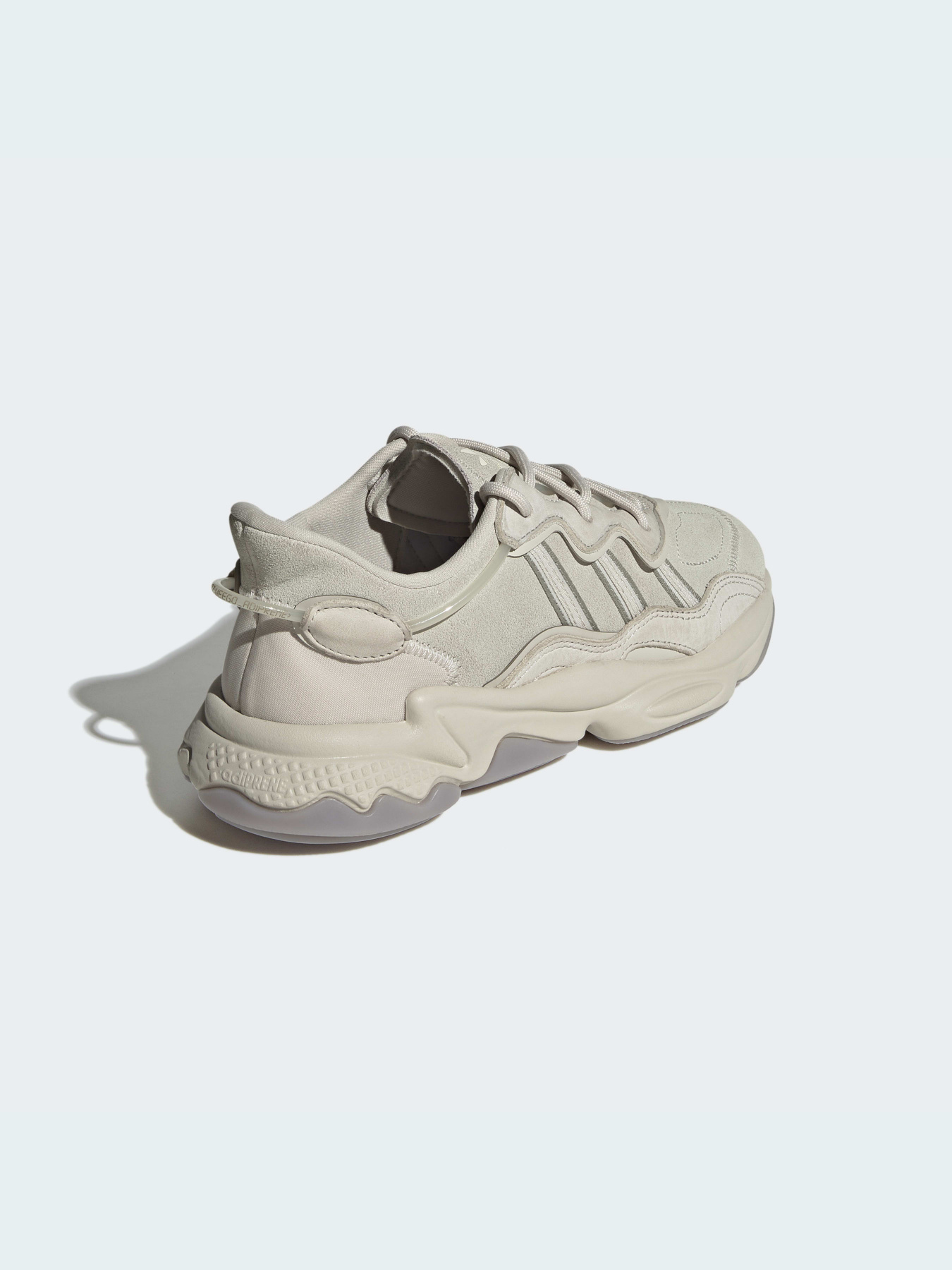 Кросівки Adidas Ozweego модель GY6177 Фото