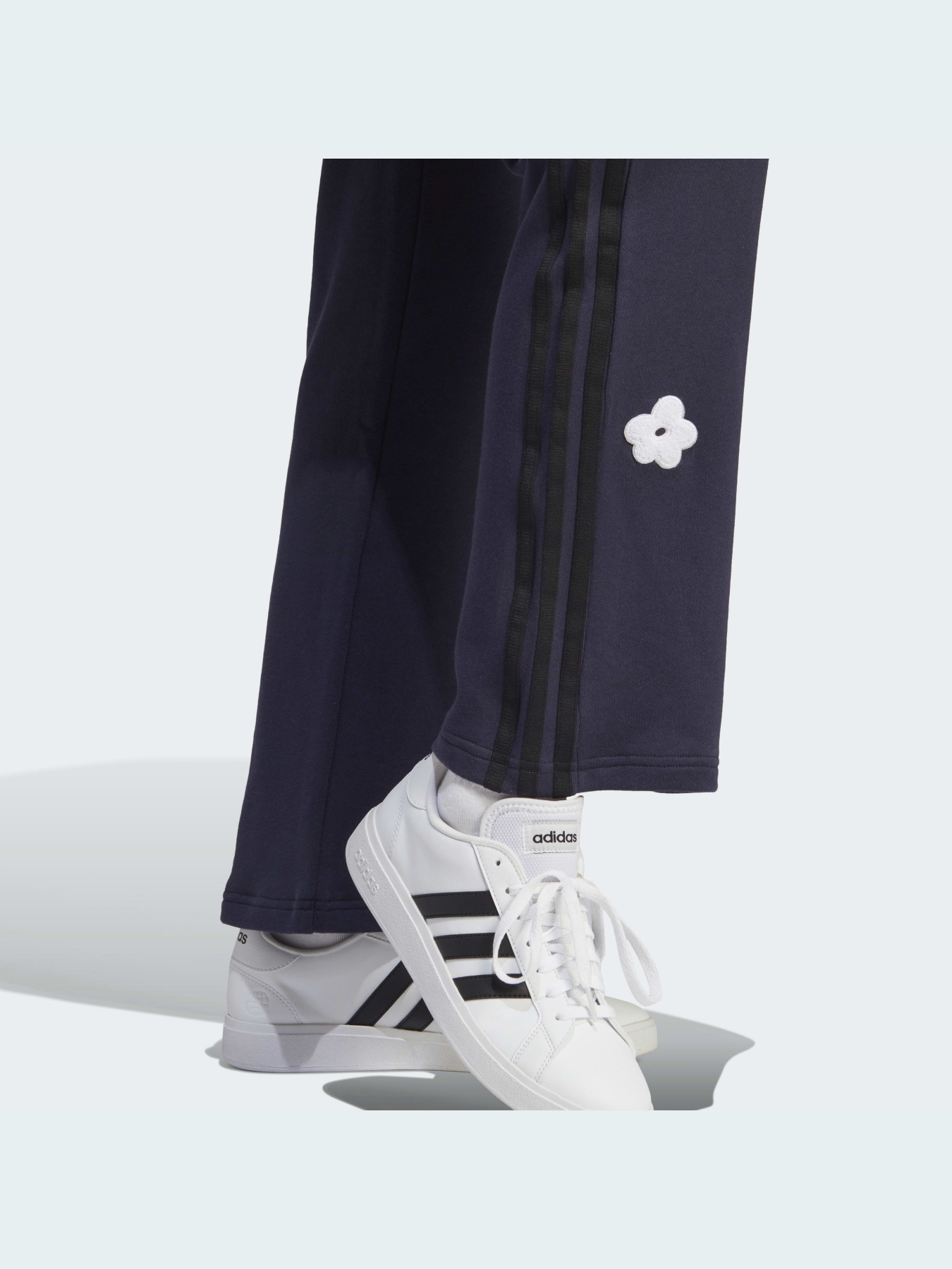 Брюки Adidas 3 Stripes модель IC0019 Фото