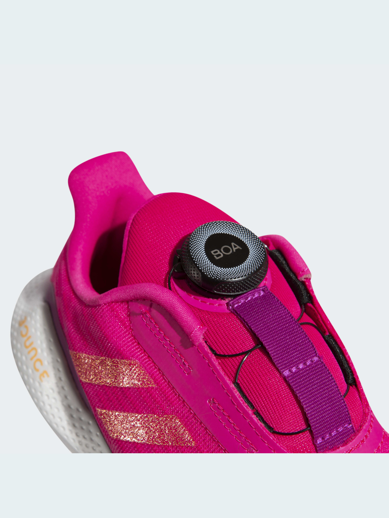 Кроссовки Adidas модель H01880 Кроссовки Adidas модель H01880 Фото