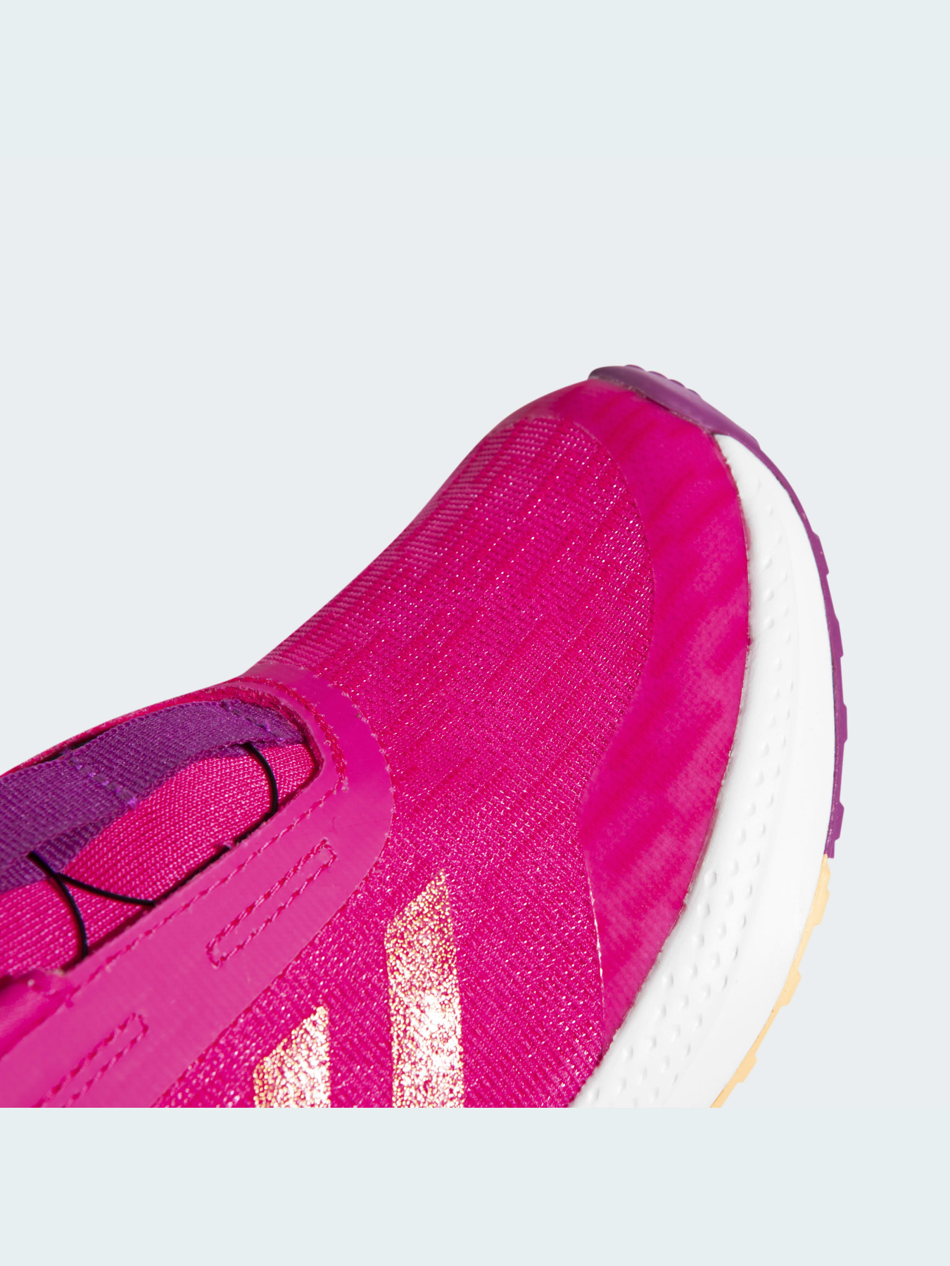 Кроссовки Adidas модель H01880 Кроссовки Adidas модель H01880 Фото