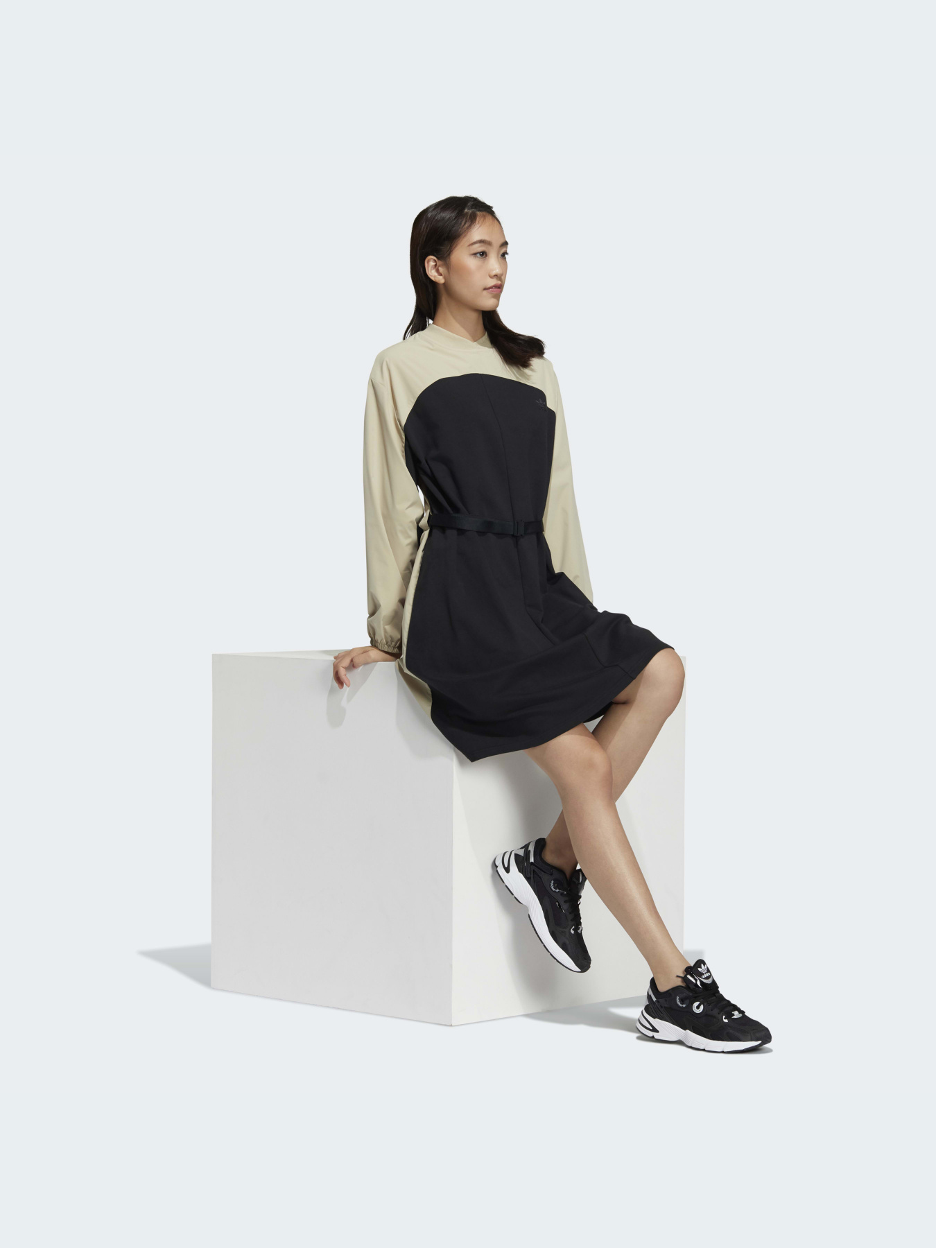 Платья Adidas модель HD0336 Фото