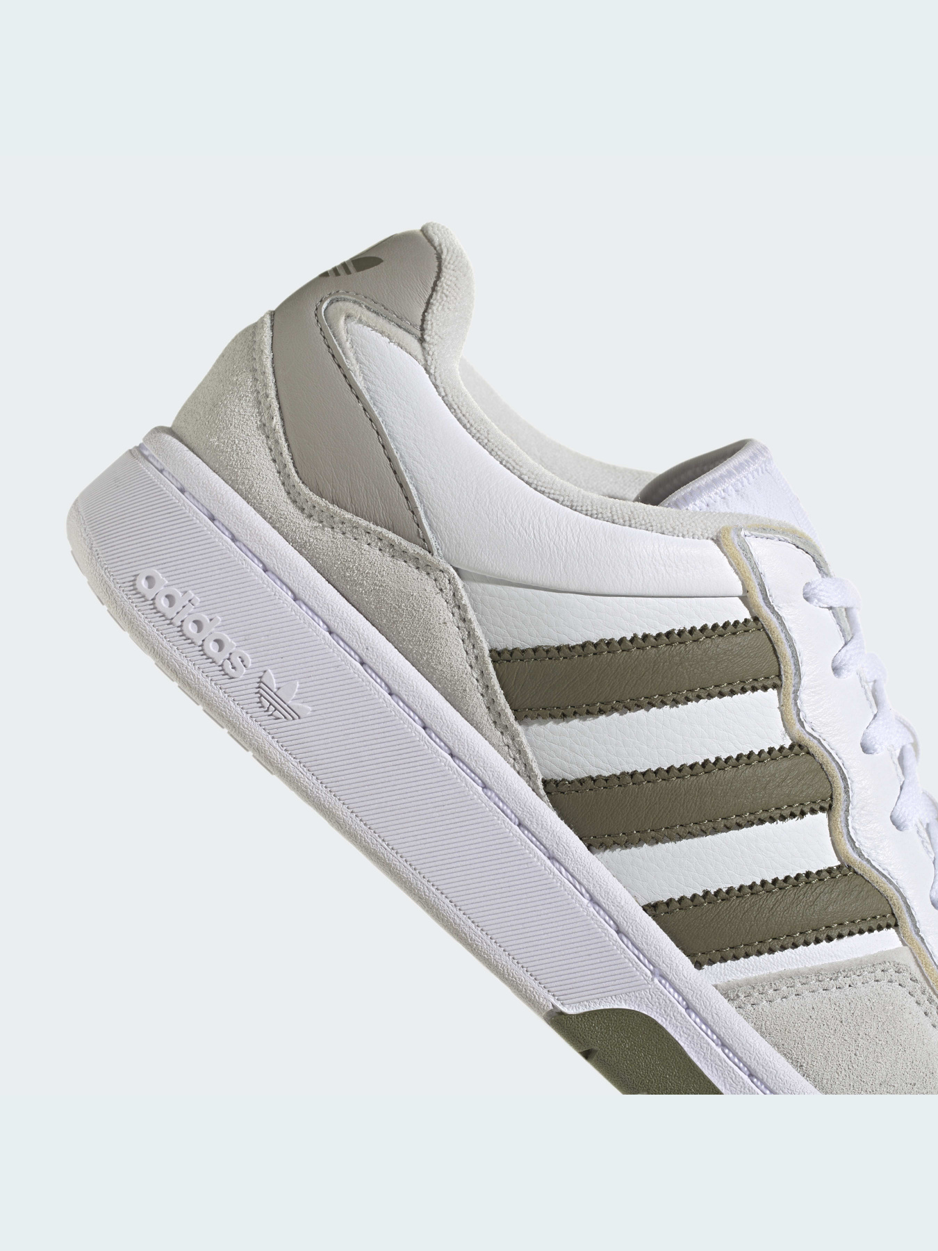 Кросівки Adidas модель GX4370 Фото