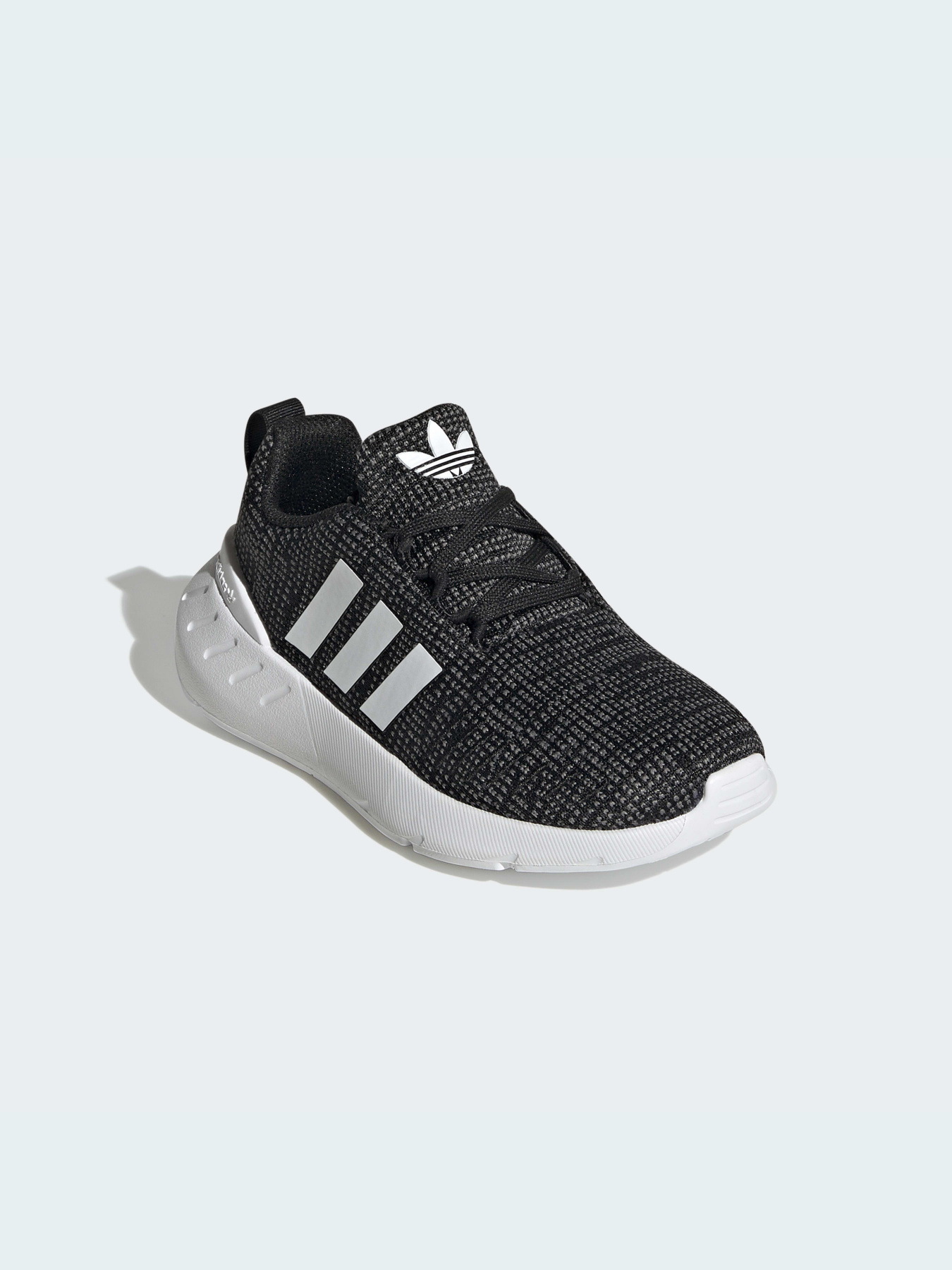 Кросівки Adidas Swift модель GW8180 Кросівки Adidas Swift модель GW8180 Фото