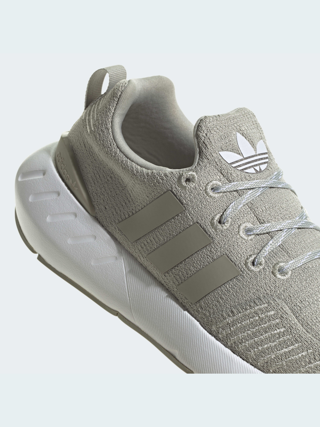 Кроссовки Adidas Swift модель GZ0797 Фото