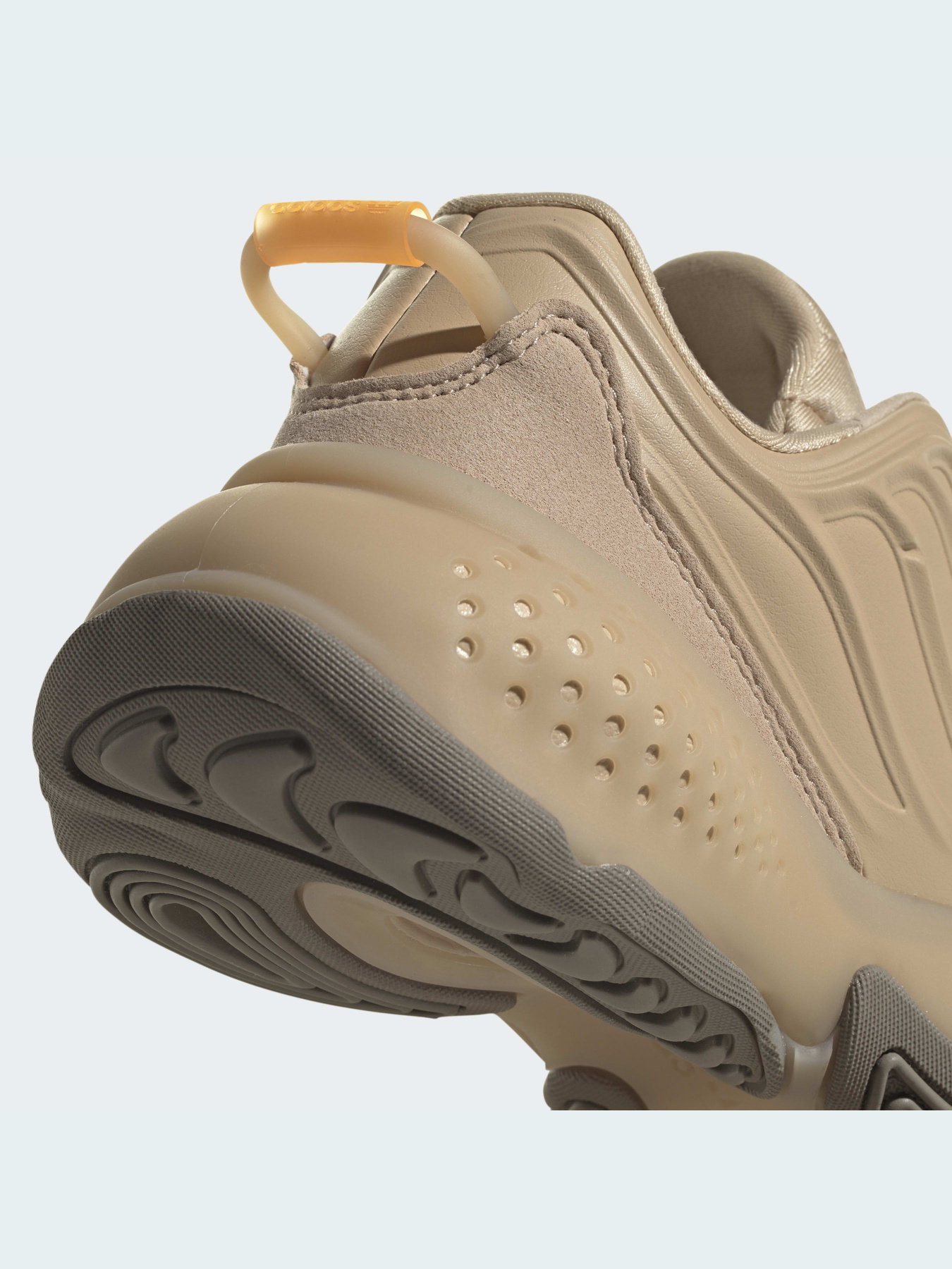 Кроссовки Adidas Ozweego модель GY3794 Фото