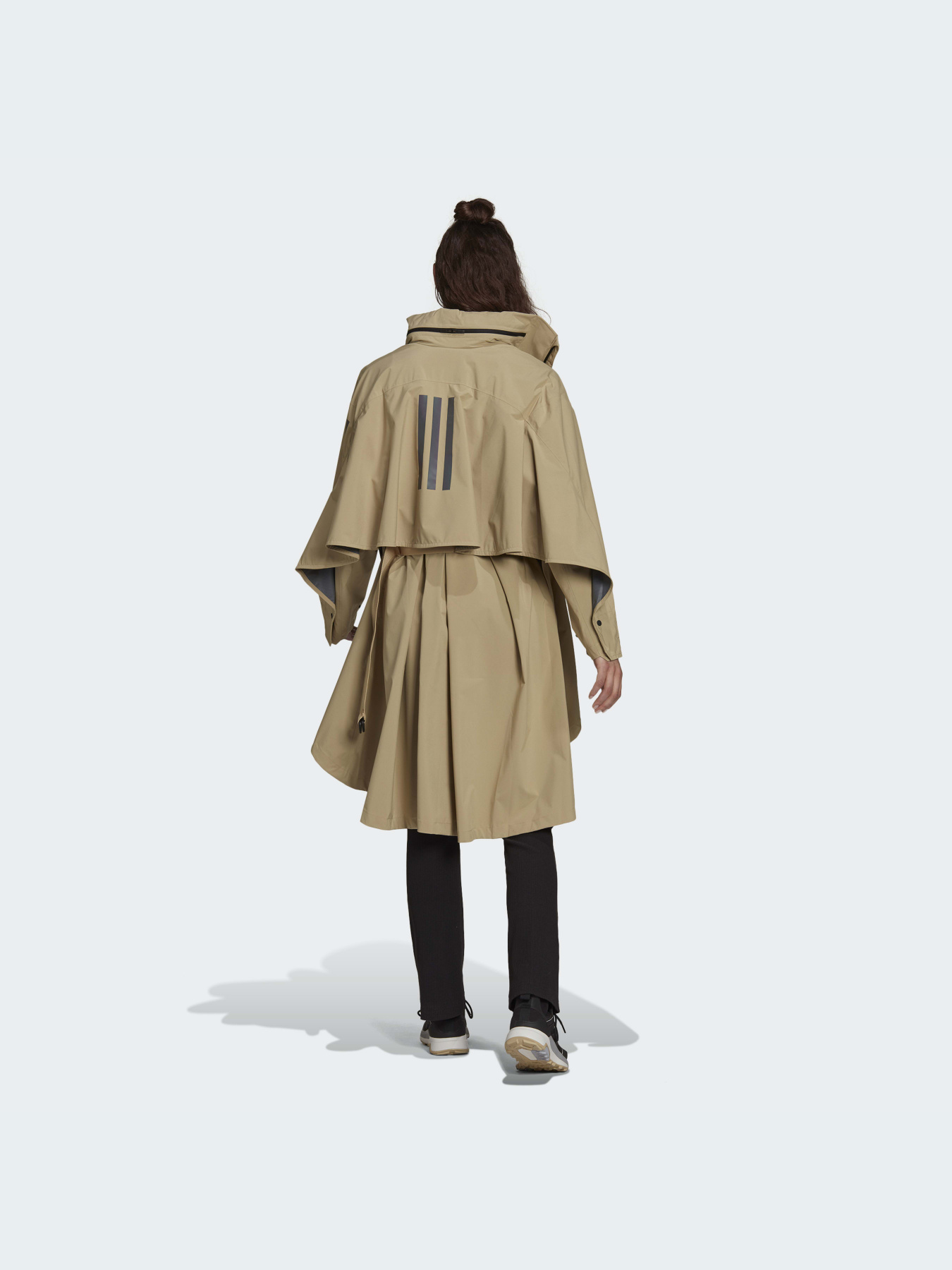 Куртки та дублянки Adidas модель GT6520 Фото