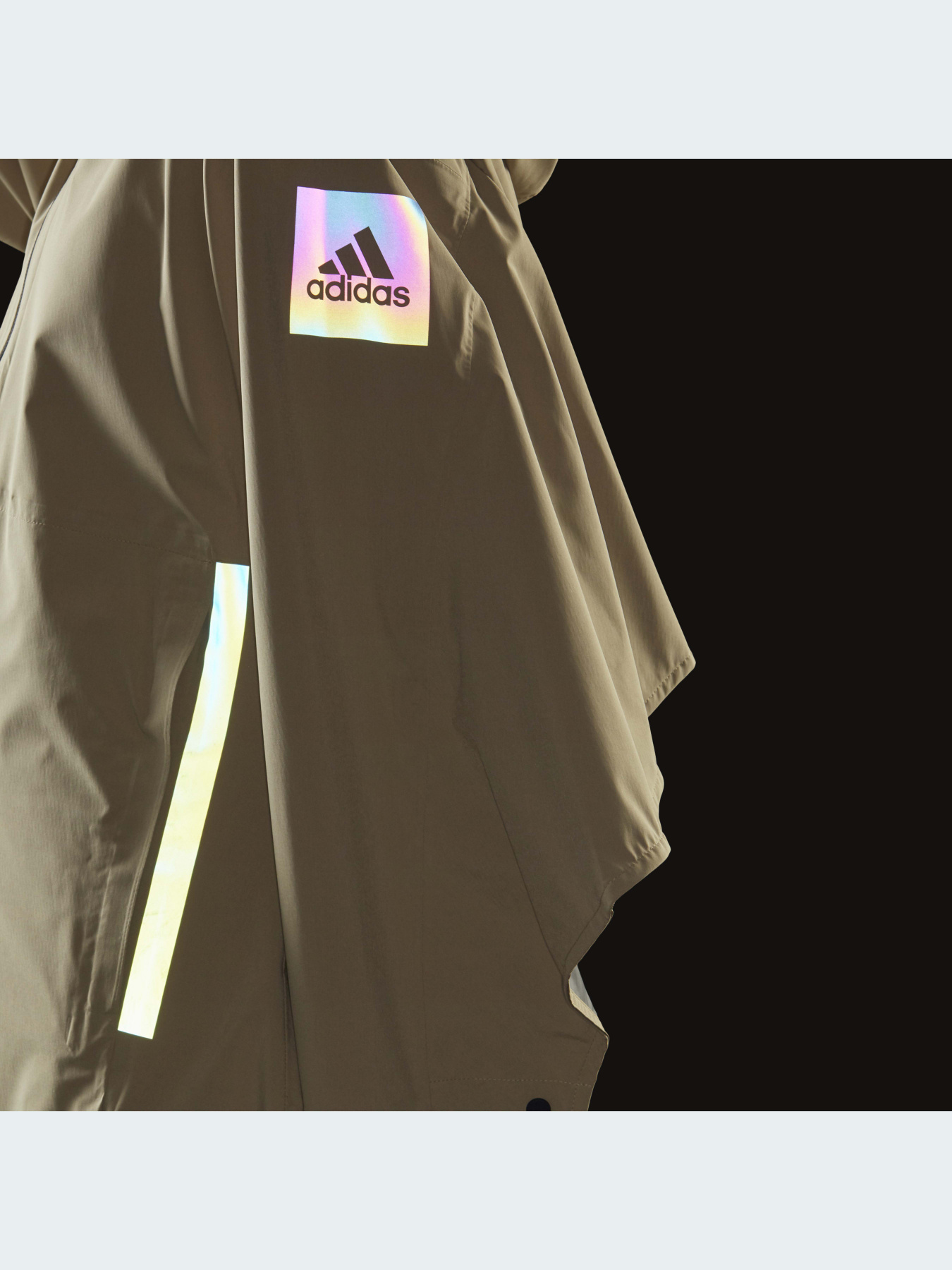 Куртки та дублянки Adidas модель GT6520 Фото
