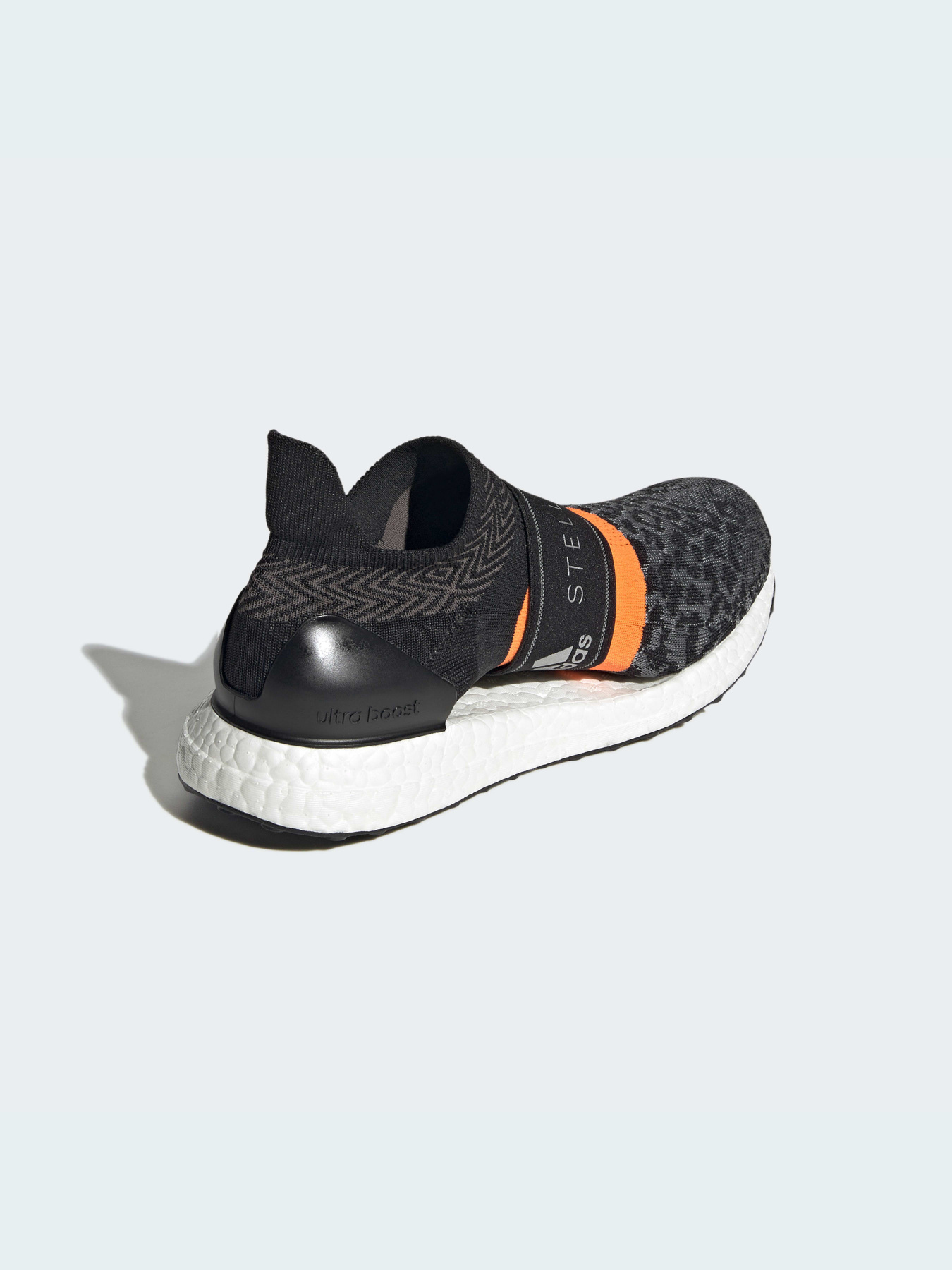 Кроссовки Adidas Ultraboost модель GY4916 Фото