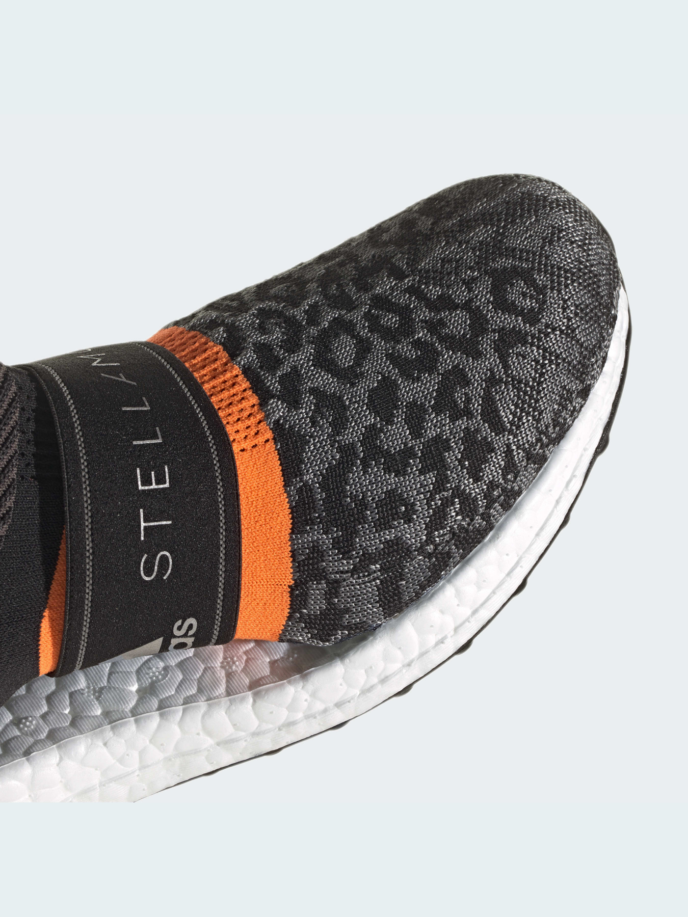 Кроссовки Adidas Ultraboost модель GY4916 Фото
