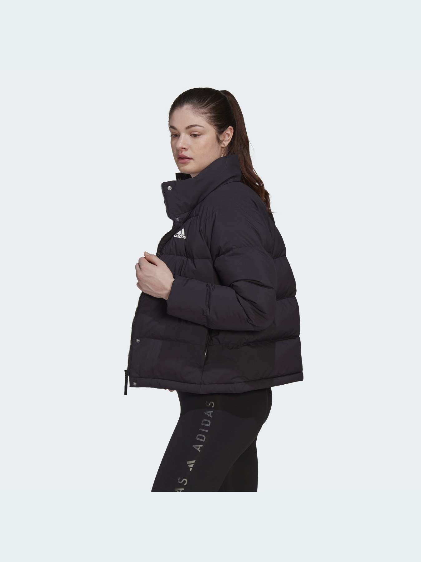 Куртки и дубленки Adidas модель HG8696 Фото