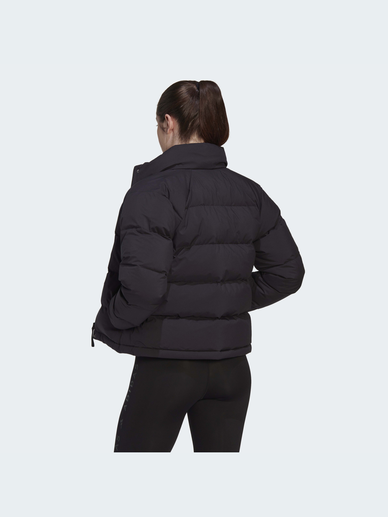 Куртки и дубленки Adidas модель HG8696 Фото