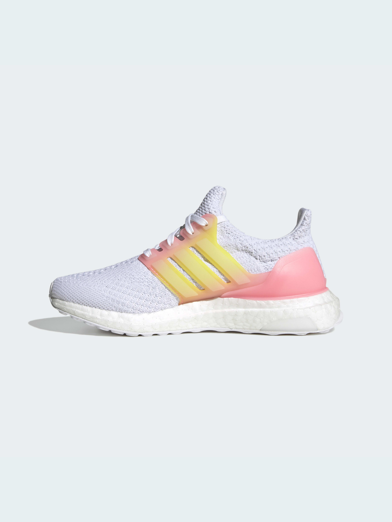 Кросівки Adidas Ultraboost модель GX9762 Фото