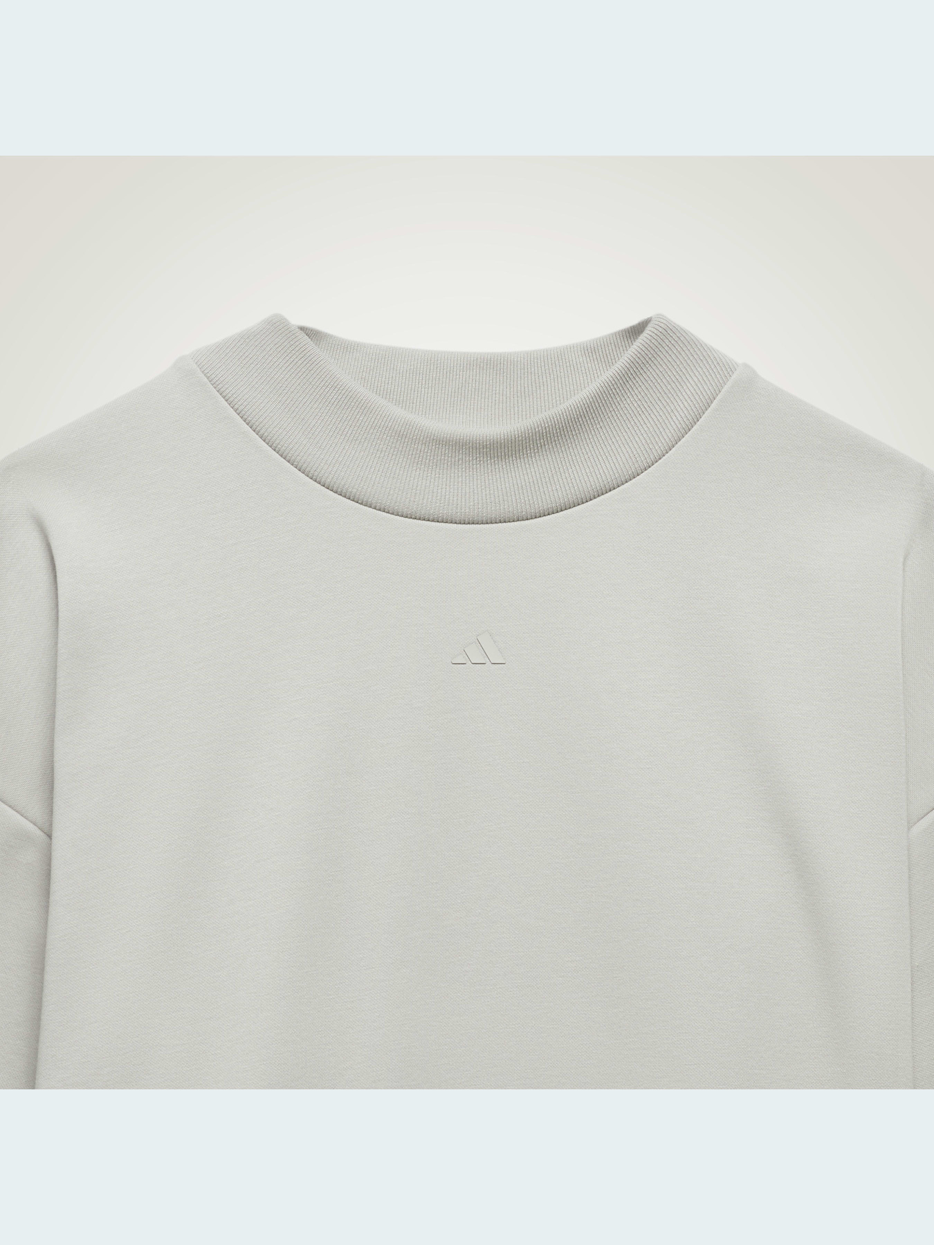 Худи и свитшоты Adidas модель IA3435 Худи и свитшоты Adidas модель IA3435 Фото