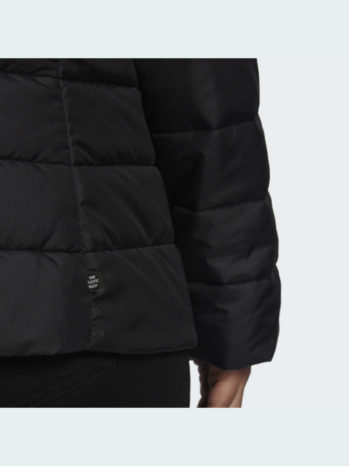 Куртки и дубленки Adidas модель HL9351 Куртки и дубленки Adidas модель HL9351 Фото