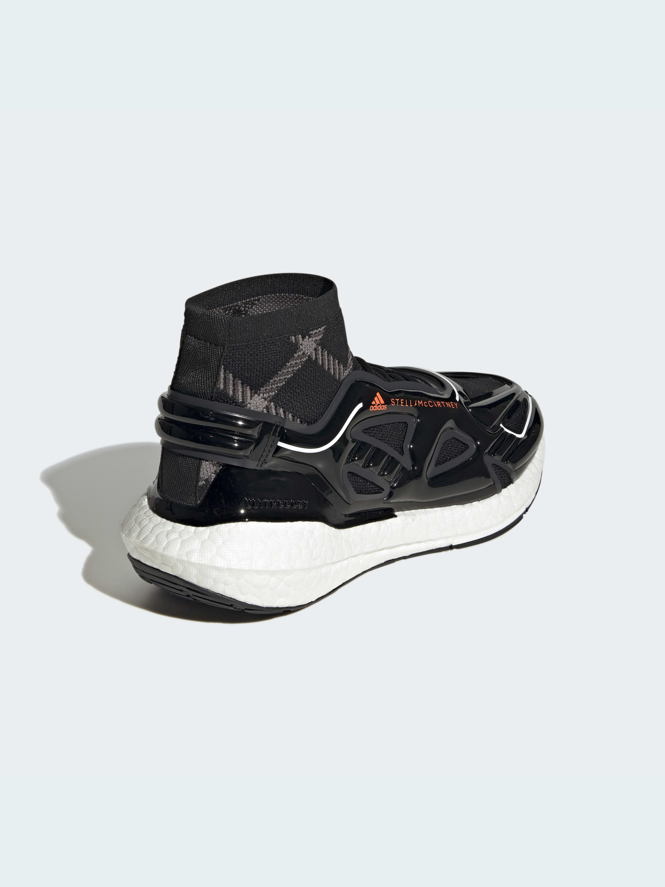 Кросівки Adidas Ultraboost модель HQ6187 Фото