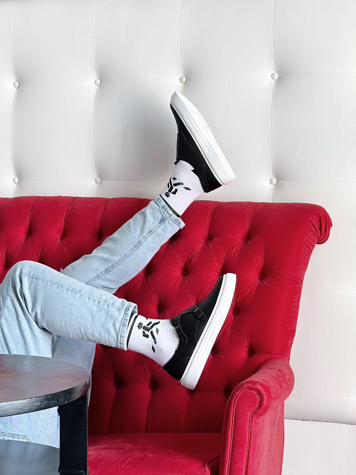 Туфлі та лофери Legessy модель MONKS_BW Фото
