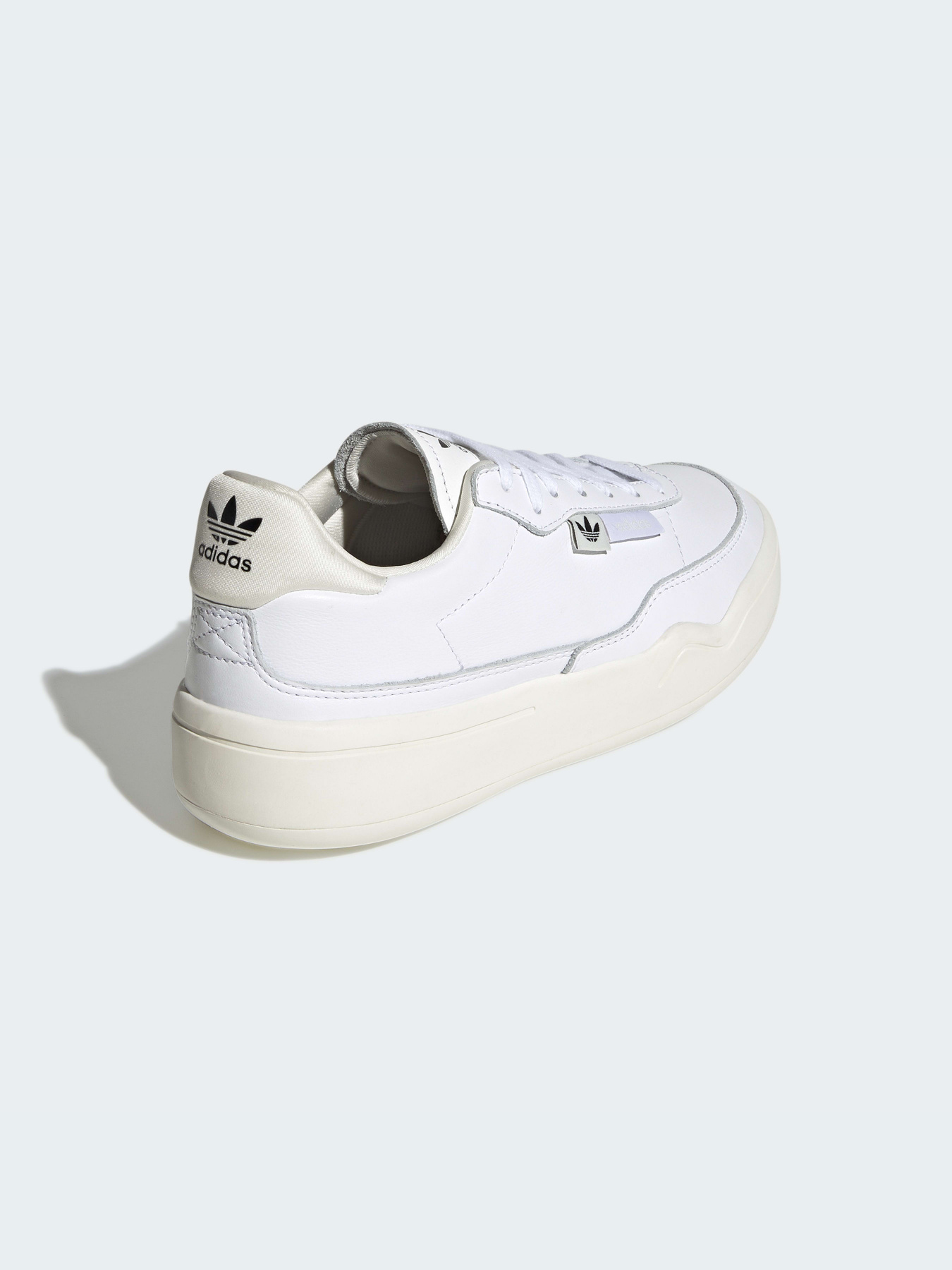Кроссовки Adidas модель GY3579 Кроссовки Adidas модель GY3579 Фото