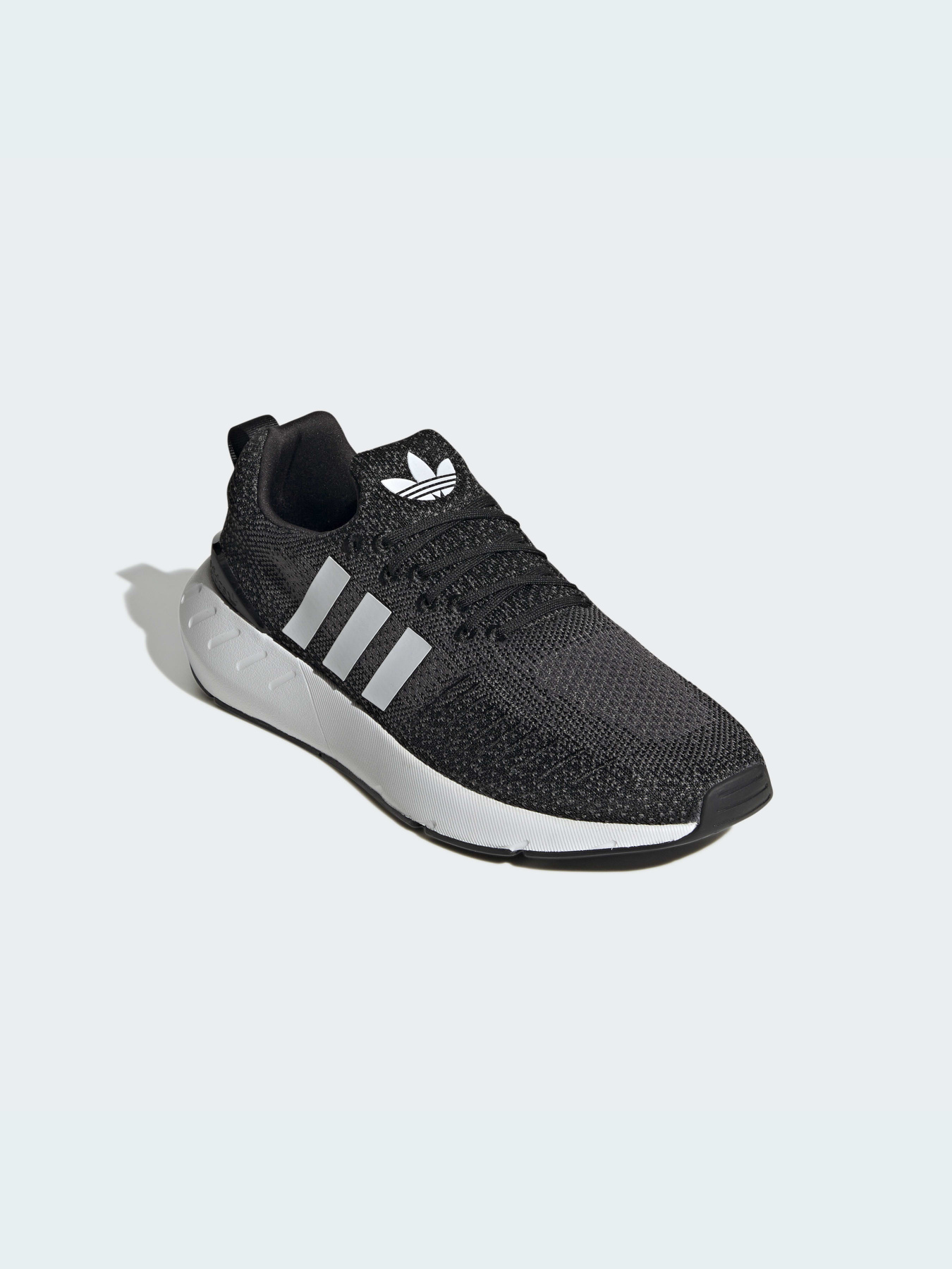 Кроссовки Adidas Swift модель GZ3496 Фото