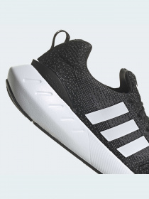 Кроссовки Adidas Swift модель GZ3496 Фото