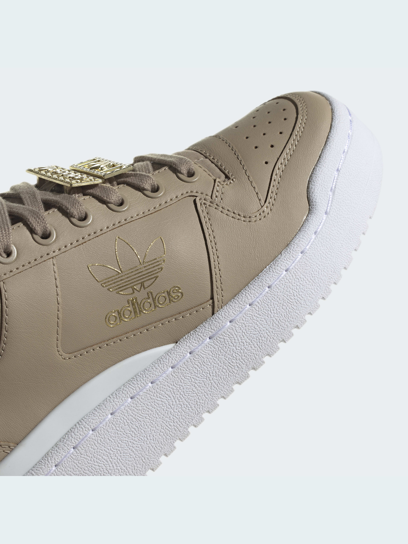 Кросівки Adidas Forum модель GZ8608 Фото