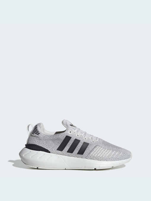 Кроссовки Adidas Swift модель GV7969 Фото