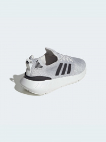 Кроссовки Adidas Swift модель GV7969 Фото