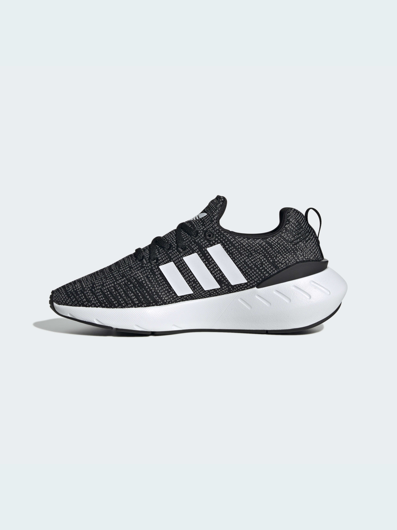 Кросівки Adidas Swift модель GW8176 Фото