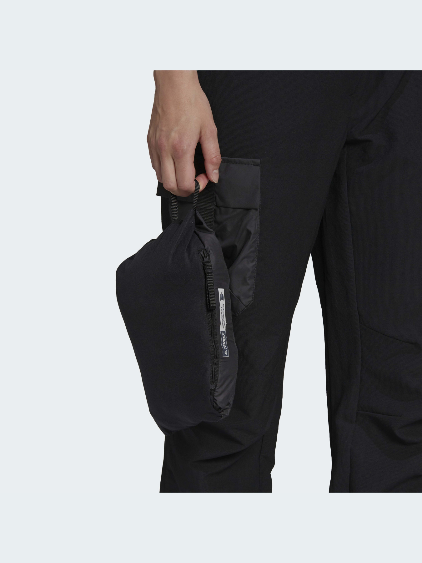 Куртки та дублянки Adidas модель H53420 Куртки та дублянки Adidas модель H53420 Фото