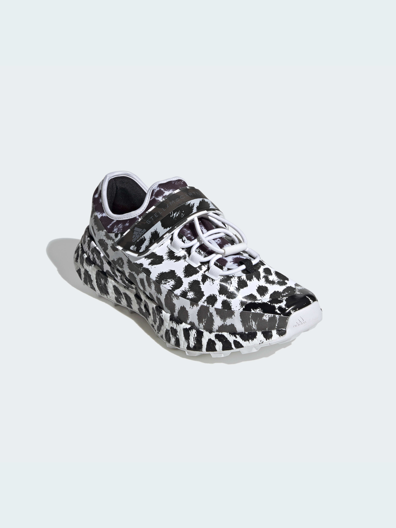 Кроссовки Adidas модель FV7461 Кроссовки Adidas модель FV7461 Фото