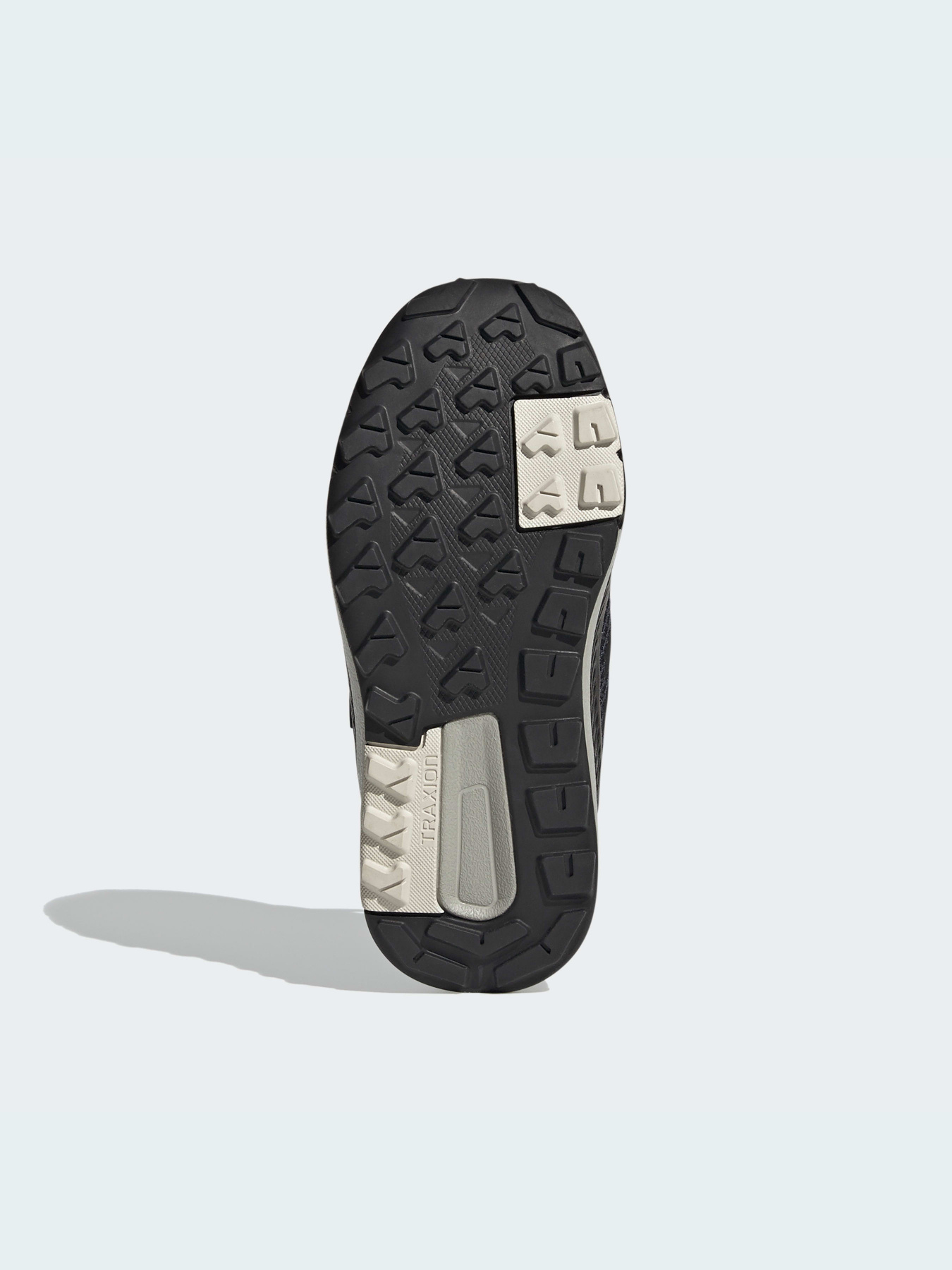 Кроссовки Adidas модель FW9324 Кроссовки Adidas модель FW9324 Фото